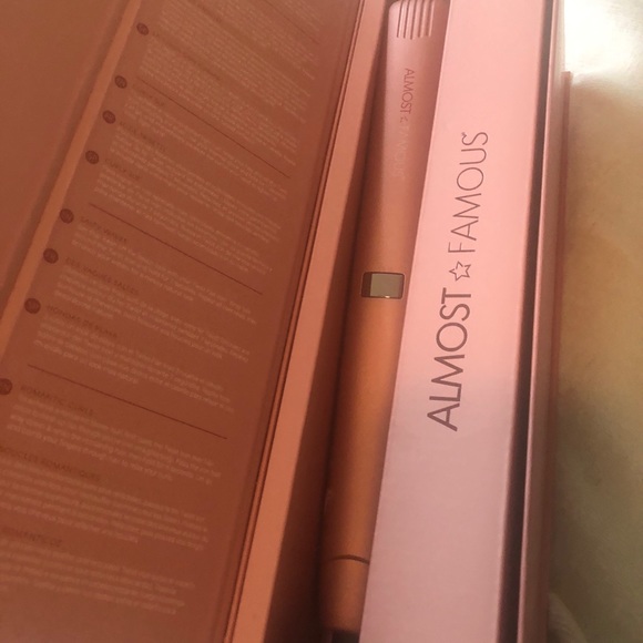 Almost Famous Digital 2 in 1 Precious Metals - Picture 2 of 5